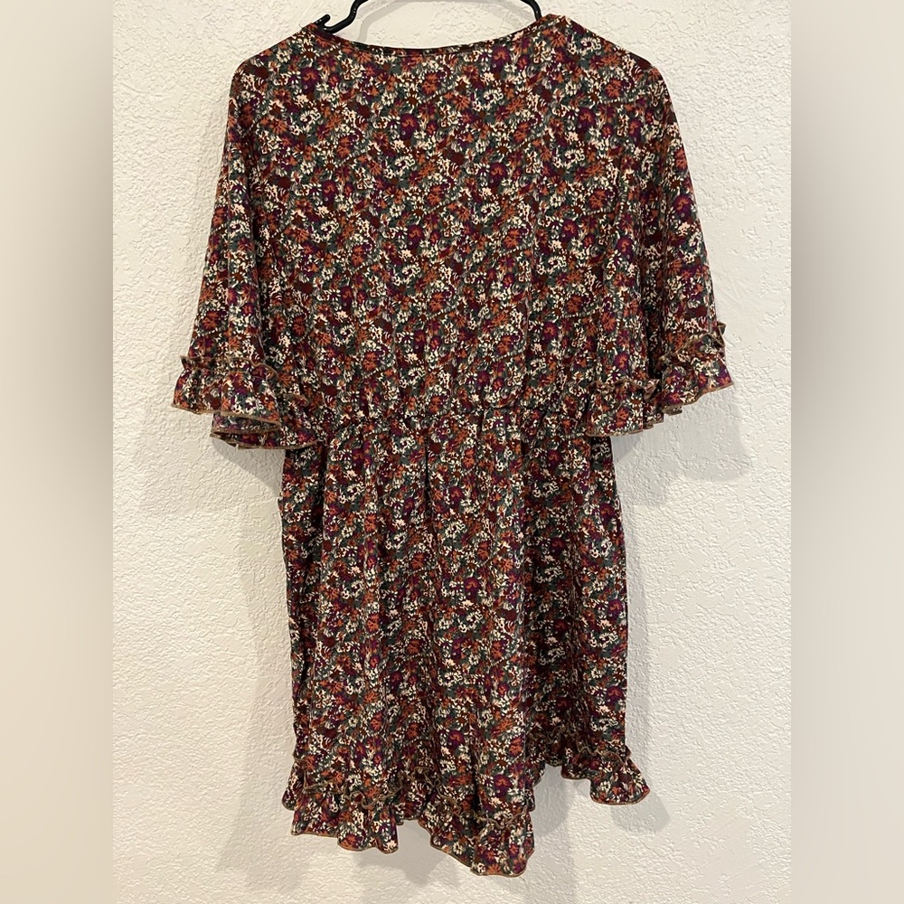 Floral Ruffle Front-Tie Romper - Picture 3 of 6